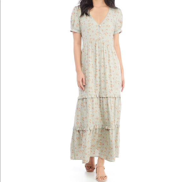 ❤️NWT $53 Tiered Maxi Dress XS